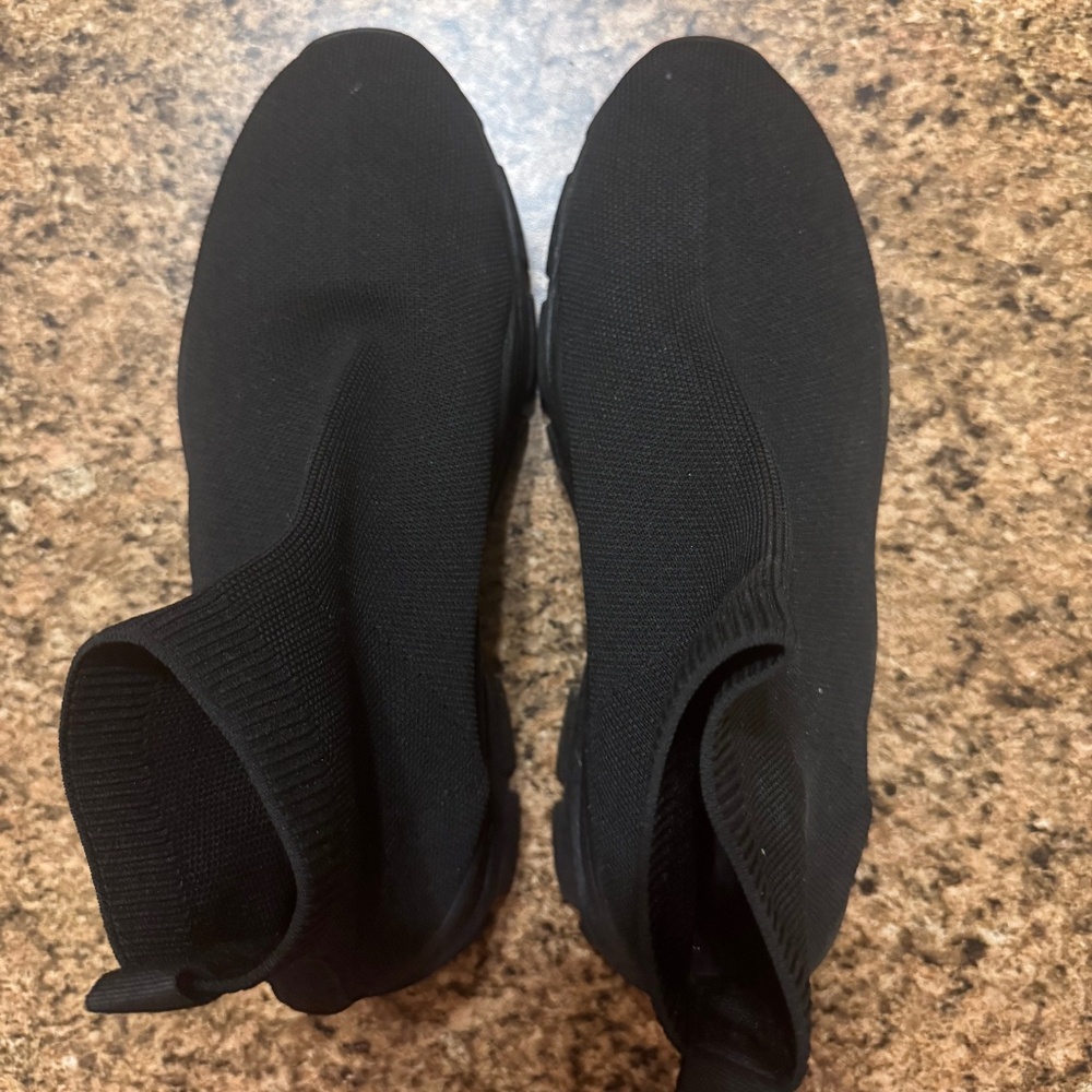 Black sock sneakers women fitted size 11 athletic ankle shoes